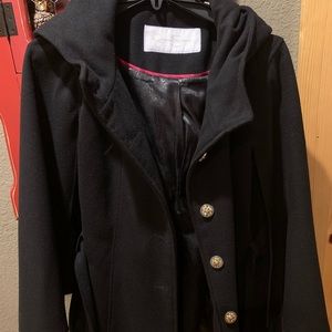 Beautiful Jessica Simpson coat!